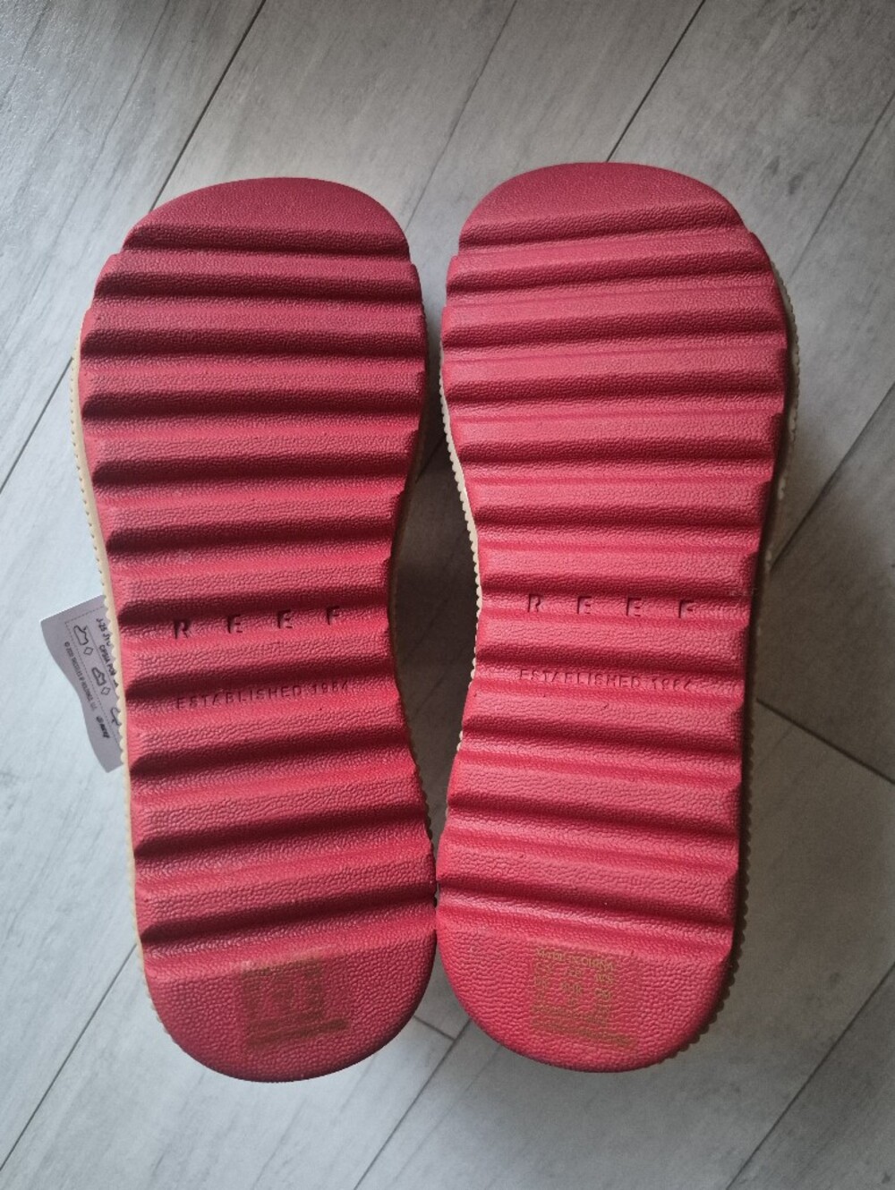 REEF NEW Water Vista Higher Sandals - Picture 8 of 9
